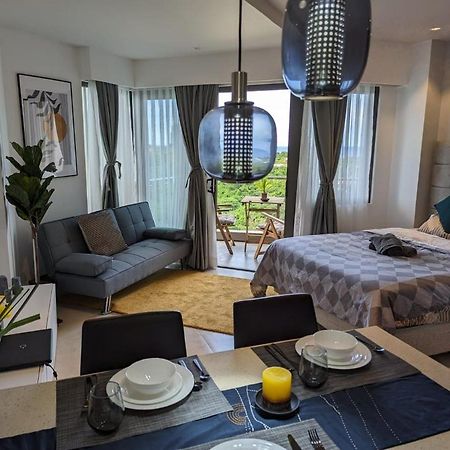 Dominiks Stylish Resort Gem Ocean View Pool Queen Bed At Tambuli 8 Floor Fast Wifi Lapu-Lapu City Exterior foto